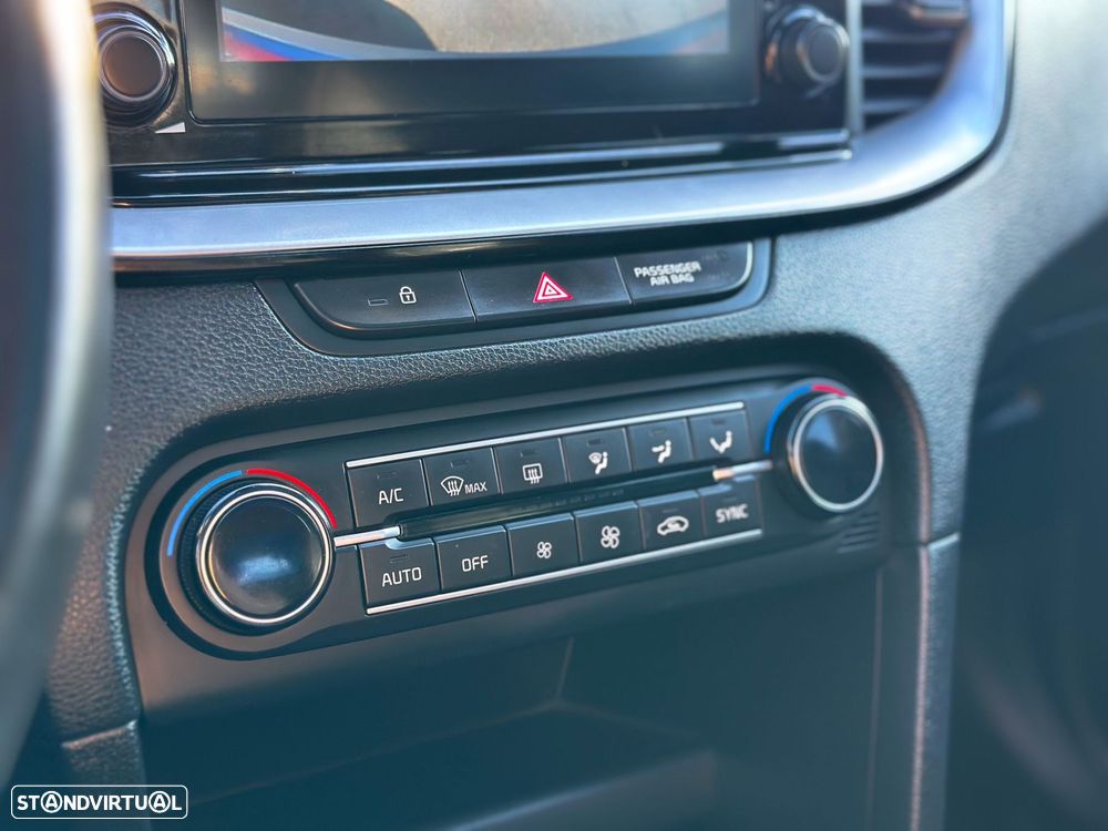 Kia Ceed SW 1.6 CRDi MHEV Drive - 21