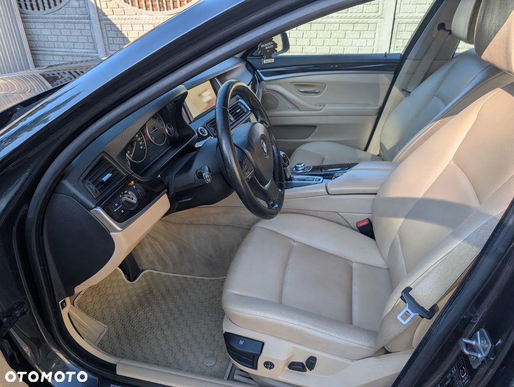 BMW Seria 5 520d - 8