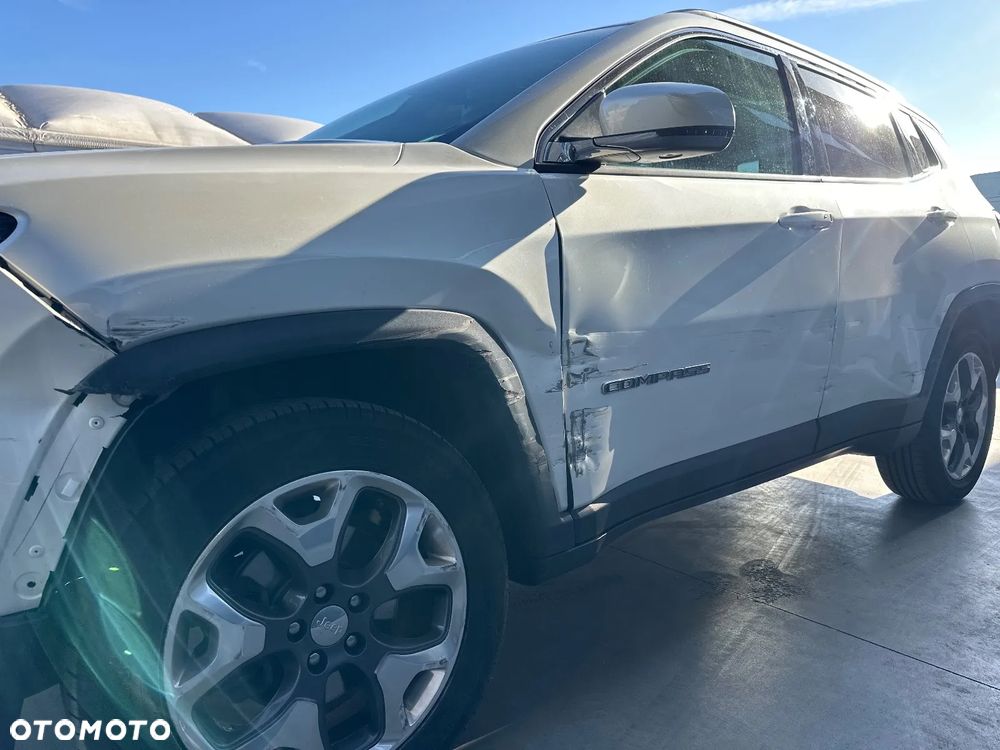 Jeep Compass 1.4 TMair Limited 4WD S&S - 28