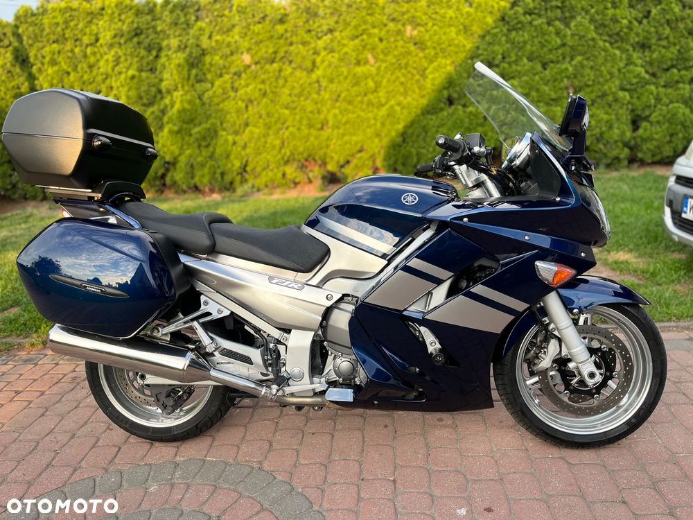 Yamaha FJR - 4