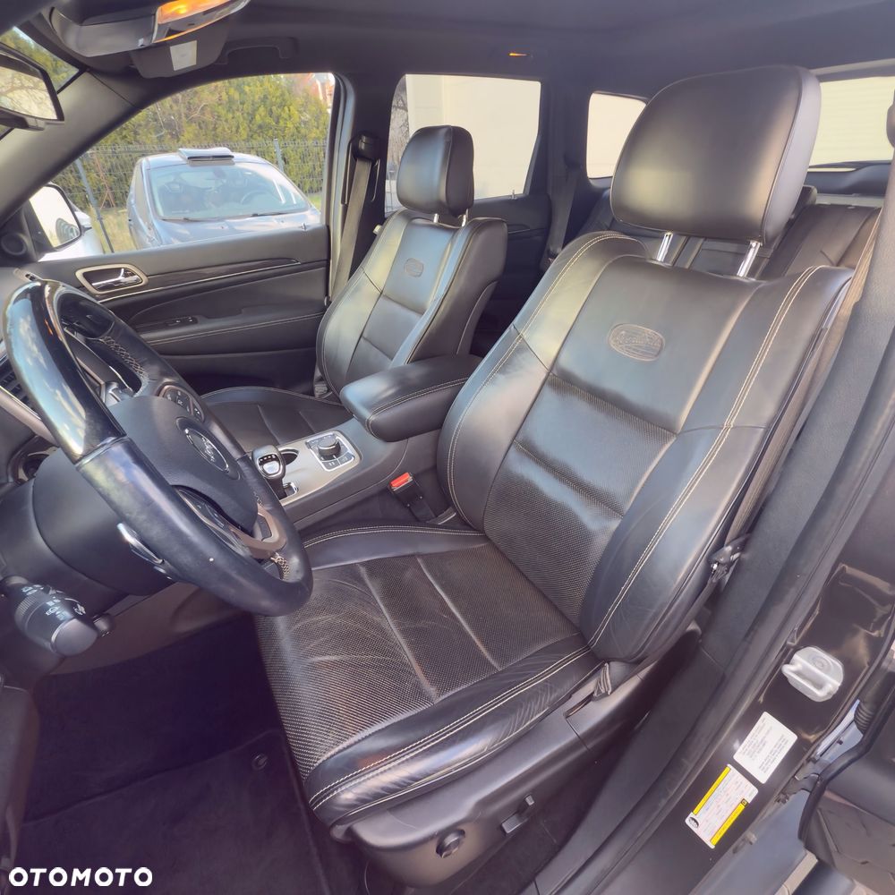 Jeep Grand Cherokee 5.7 V8 HEMI Overland Summit - 9