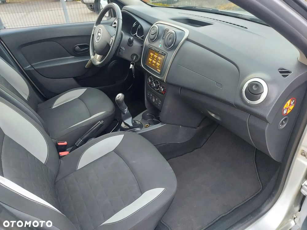 Dacia Sandero Stepway TCe 90 Prestige - 18