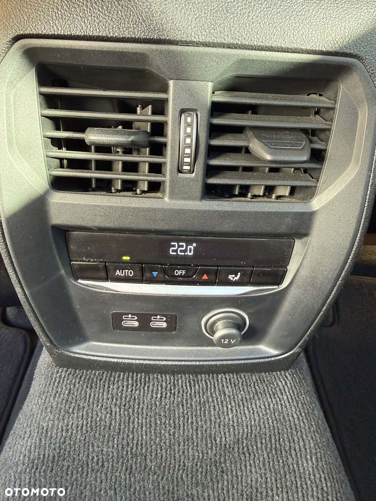 BMW Seria 3 330i M Sport sport - 3