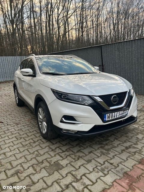 Nissan Rogue - 1