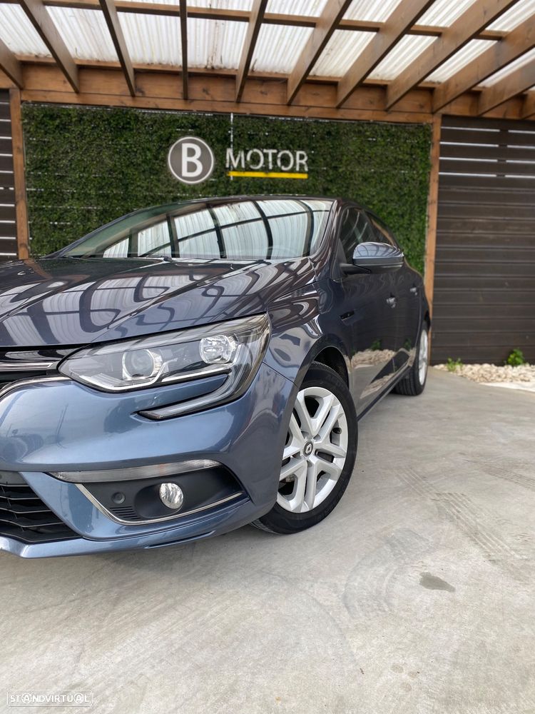 Renault Mégane ENERGY dCi 110 Start & Stop Dynamique - 4