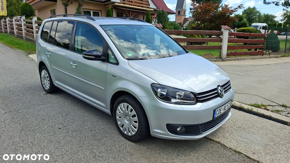 Volkswagen Touran 2.0 TDI DPF BlueMotion Technology DSG MATCH - 4