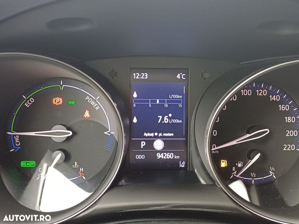 Toyota C-HR - 16