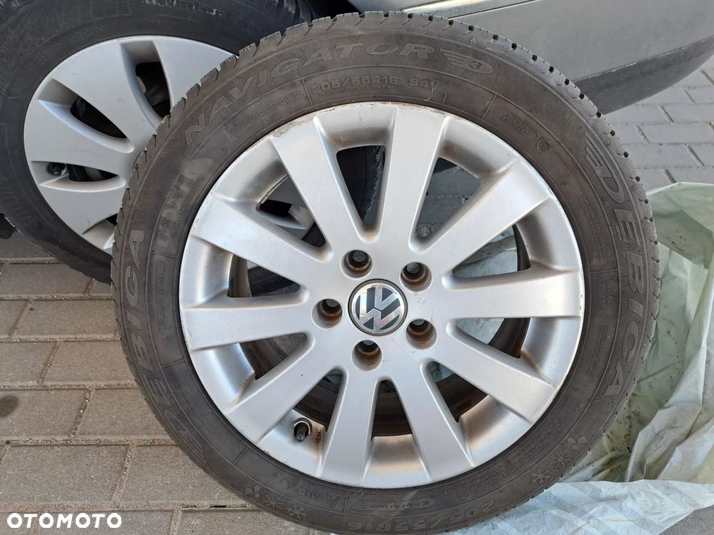 Volkswagen Passat - 26