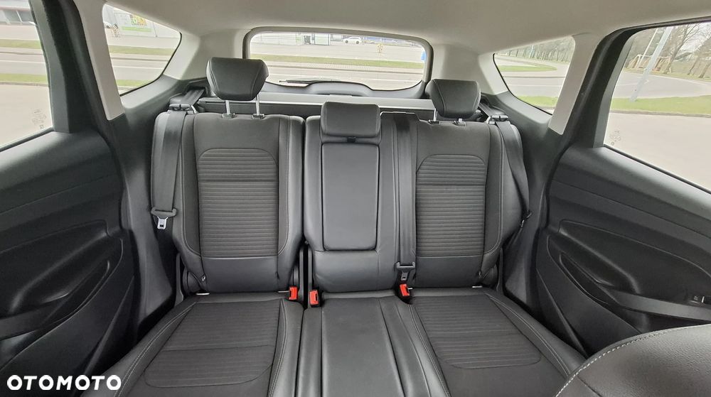 Ford Kuga 2.0 TDCi FWD Titanium - 14