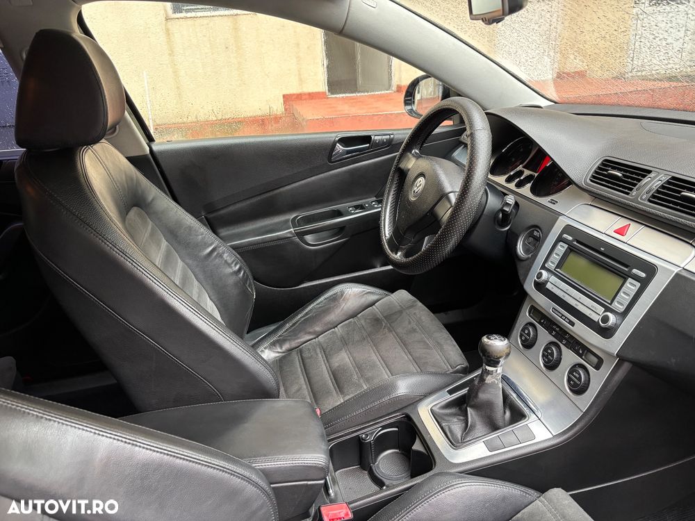 Volkswagen Passat - 13