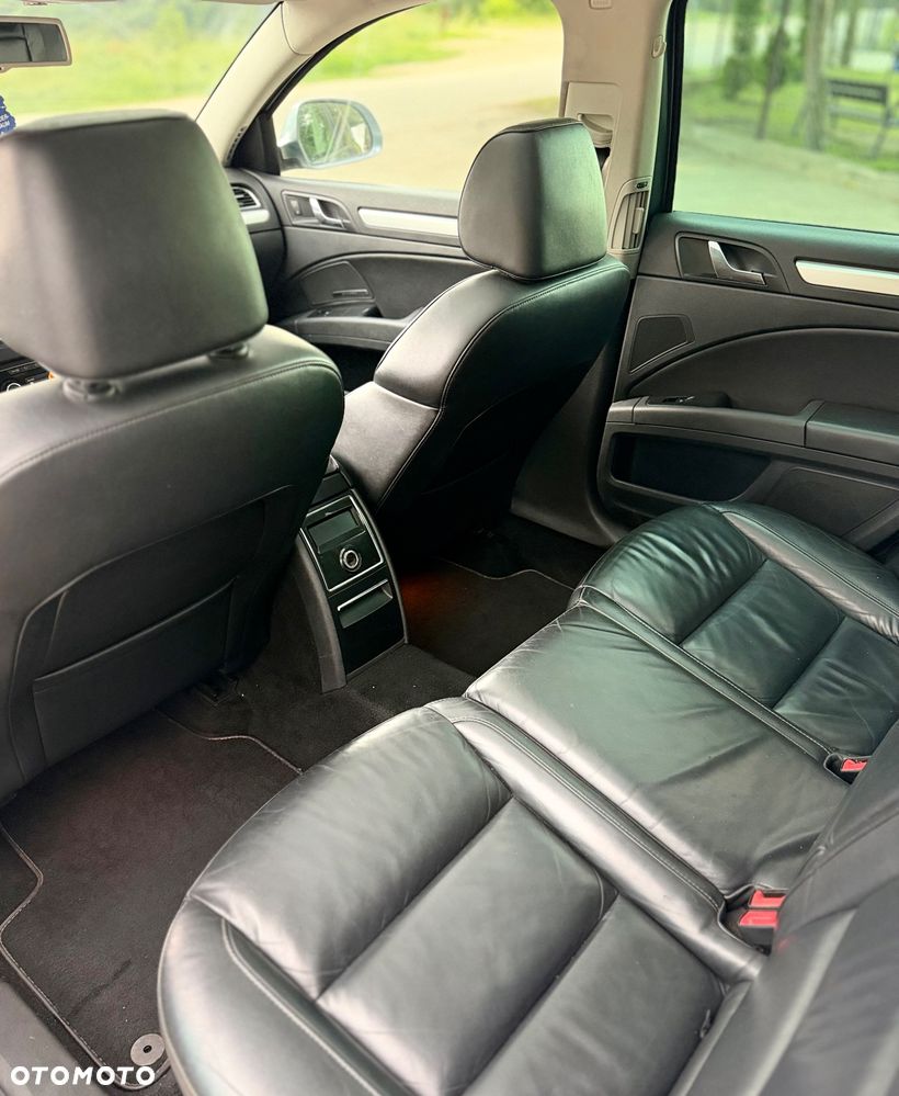 Skoda Superb 2.0 TDI PD Elegance - 10