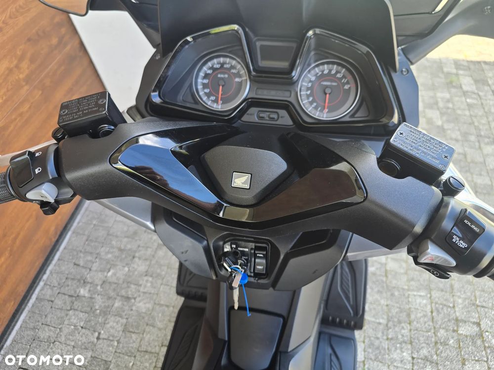 Honda NSS - 12