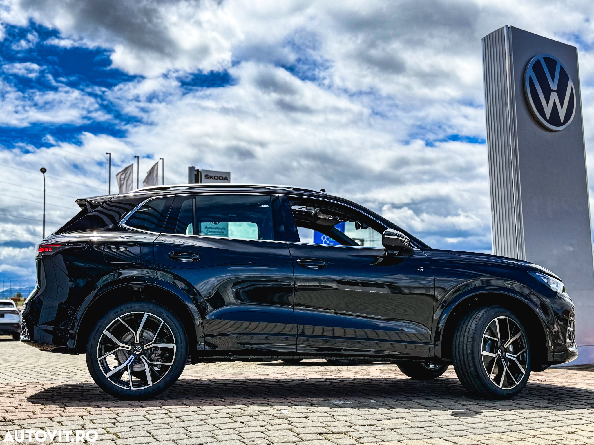 Volkswagen Tiguan 2.0 TDI DSG 4Motion R-Line - 34