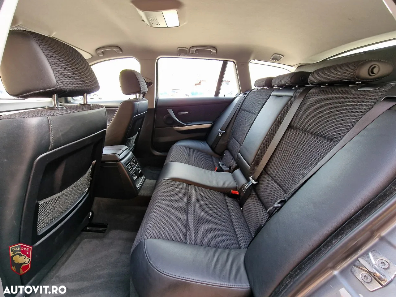 BMW Seria 3 320d xDrive - 7