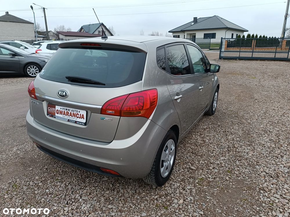 Kia Venga 1.4 CRDi 90 Business Line - 14