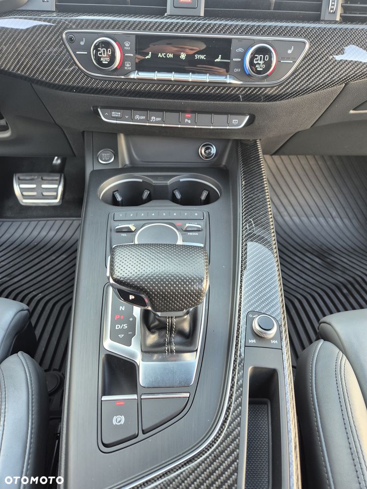 Audi A4 Avant 3.0 TDI quattro tiptronic sport - 29