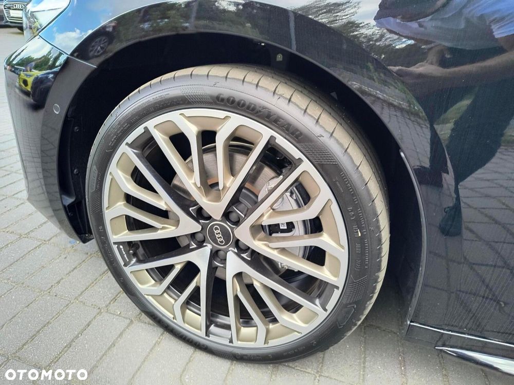 Audi A5 Limousine - 13