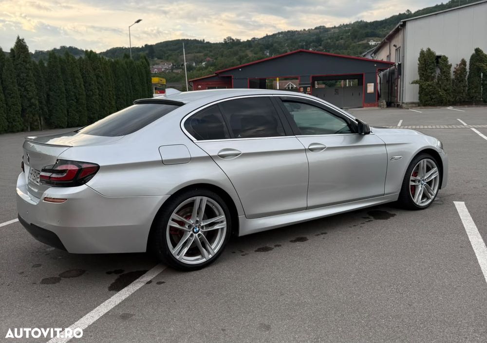 BMW Seria 5 530d xDrive Sport-Aut. - 18