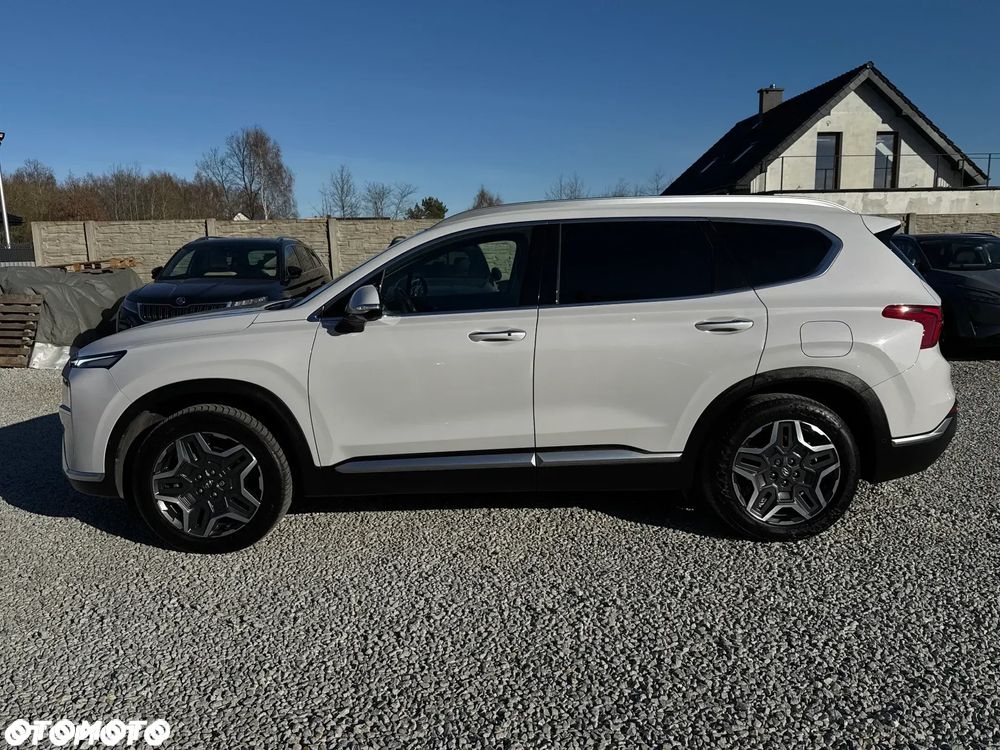 Hyundai Santa Fe 1.6 HEV 2WD SEVEN Signature - 11