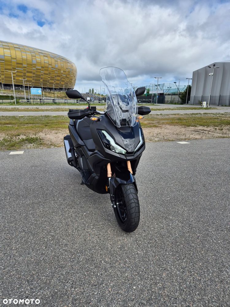 Honda ADV350 - 13