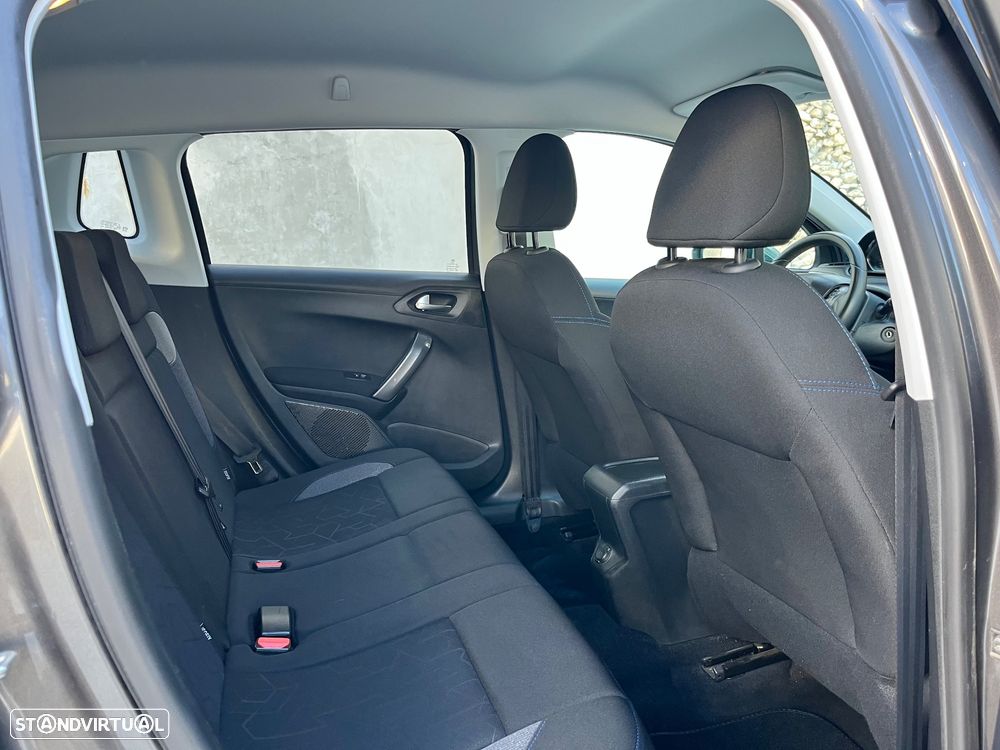 Peugeot 2008 1.2 PureTech Style - 10