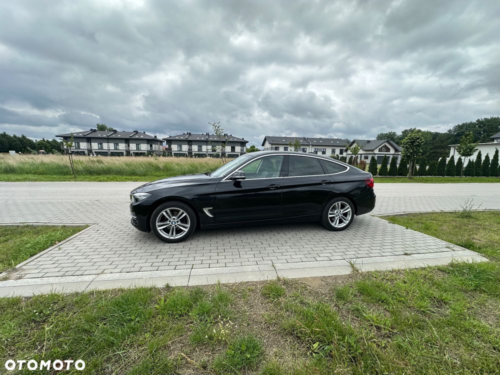 BMW 3GT 320d xDrive Luxury Line - 12