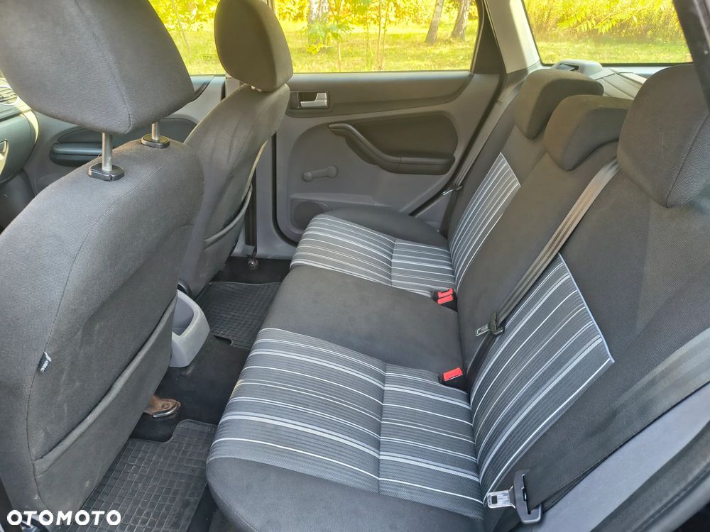 Ford Focus - 6