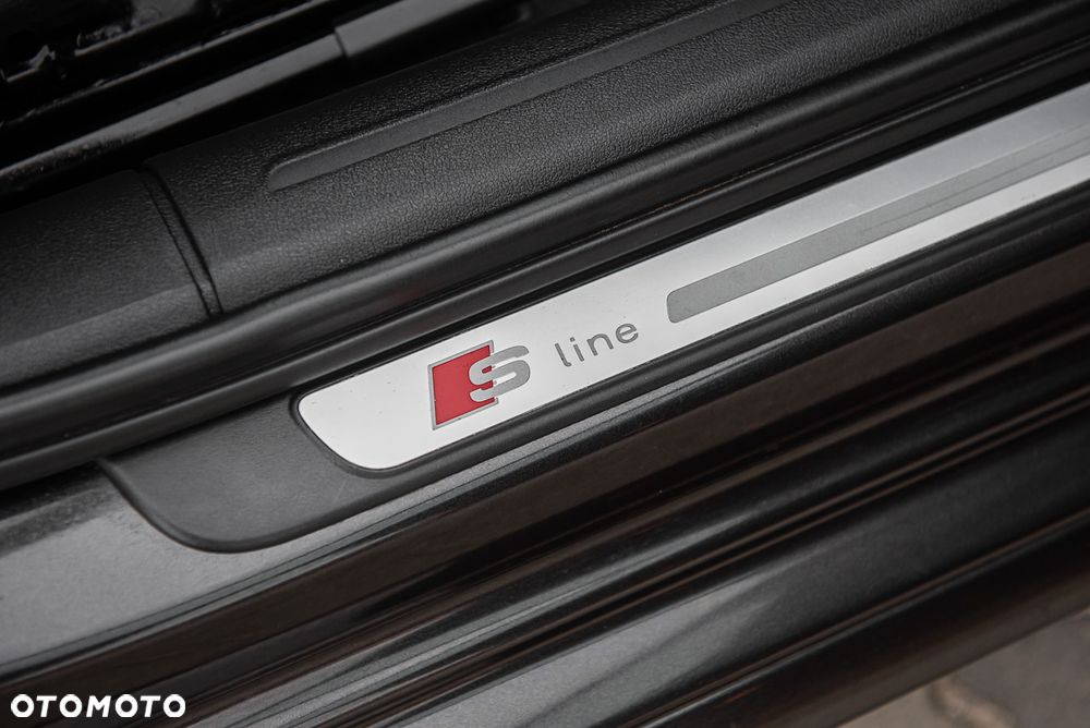 Audi A4 Avant 2.0 TDI DPF quattro S tronic S line Sportpaket - 36