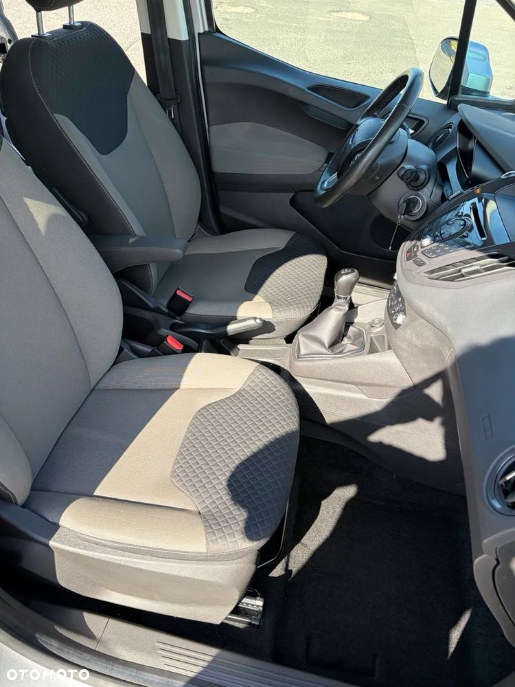 Ford Tourneo Courier 1.0 EcoBoost S&S Titanium - 15