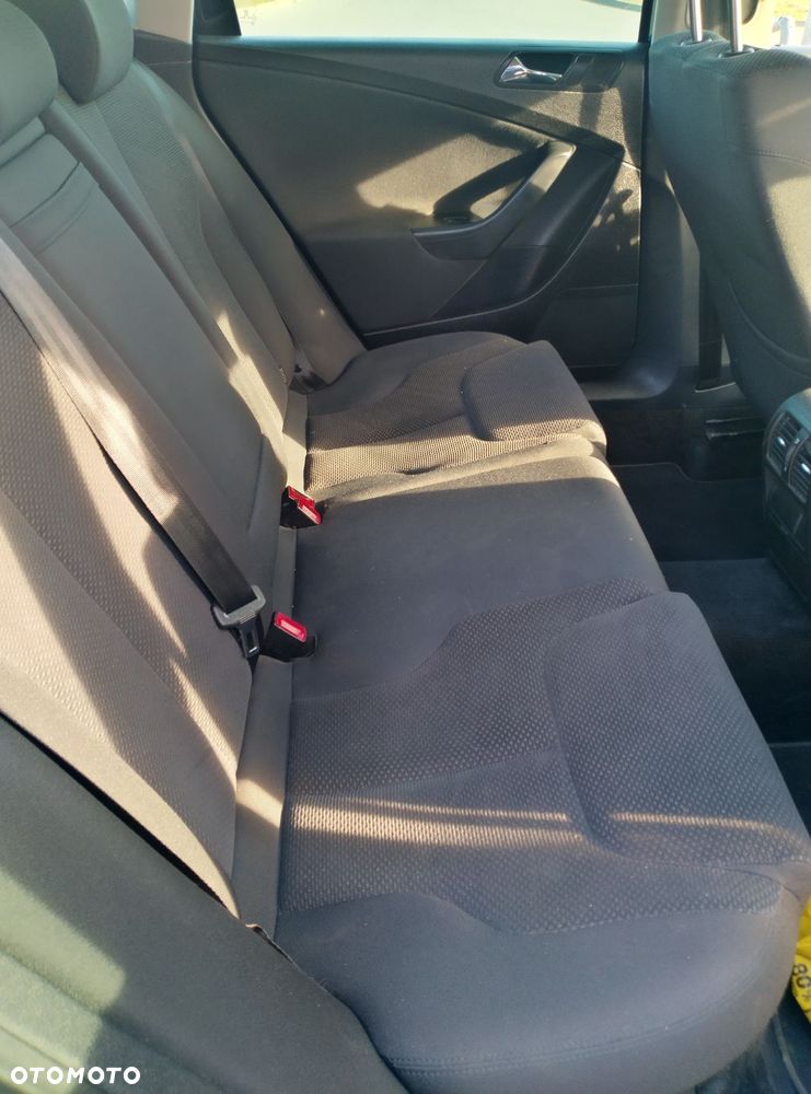 Volkswagen Passat 2.0 TDI 4Mot Comfortline - 6