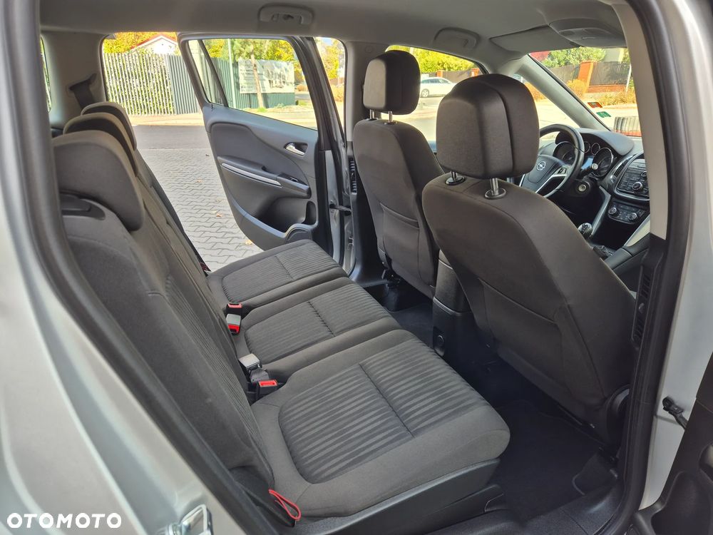 Opel Zafira 1.4 Turbo Edition - 10