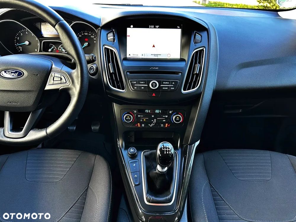 Ford Focus 1.0 EcoBoost Start-Stopp-System TITANIUM STYLE - 13