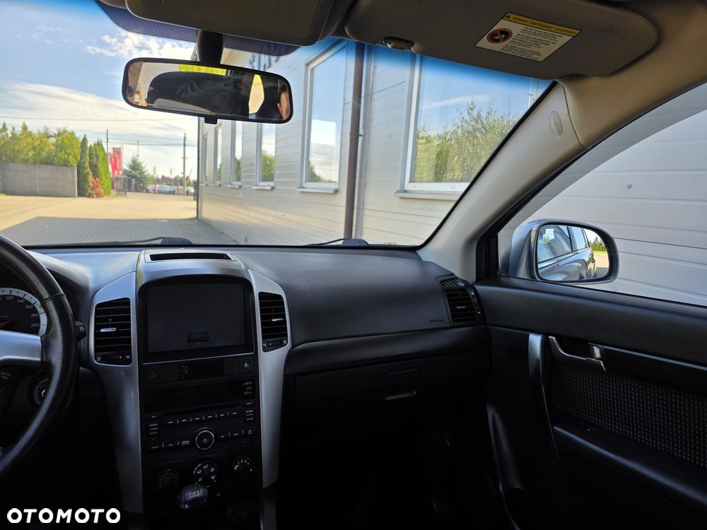 Chevrolet Captiva 2.4 2WD 5 Sitzer LS - 23