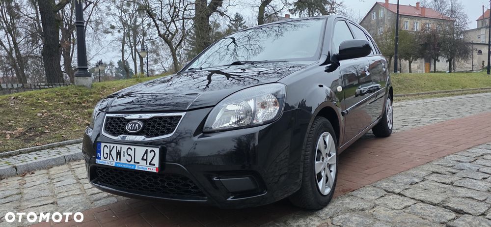 Kia Rio 1.4 Family + - 34