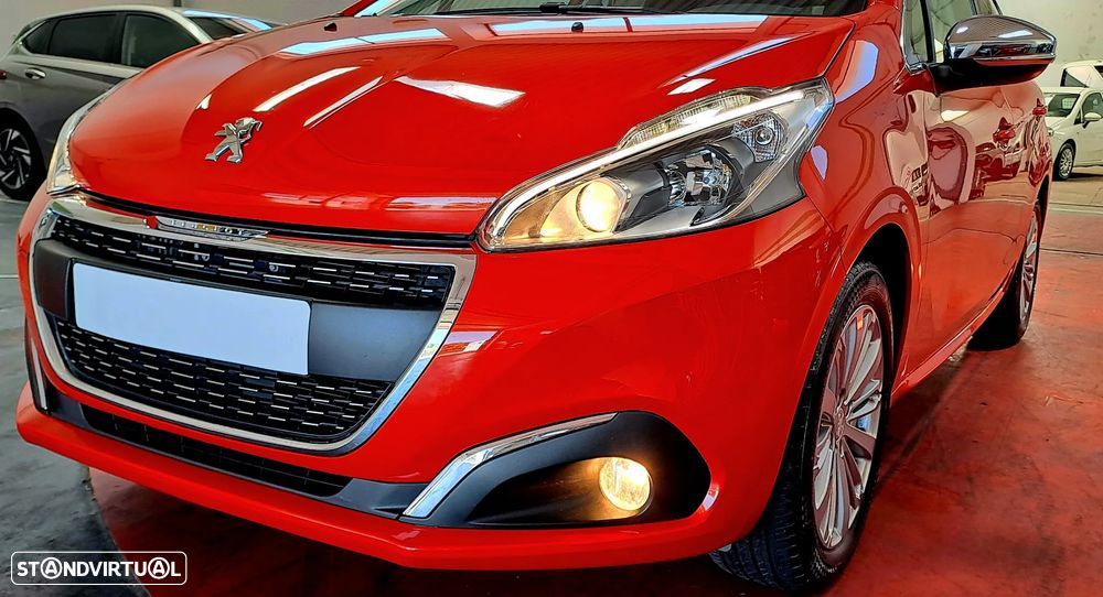 Peugeot 208 1.2 PureTech Allure - 34