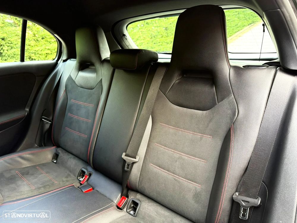 Mercedes-Benz A 180 d AMG Line Aut. - 25