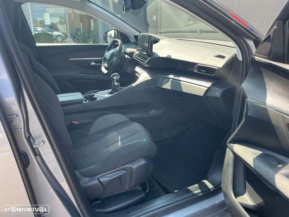 Peugeot 3008 1.5 BlueHDi Active - 26