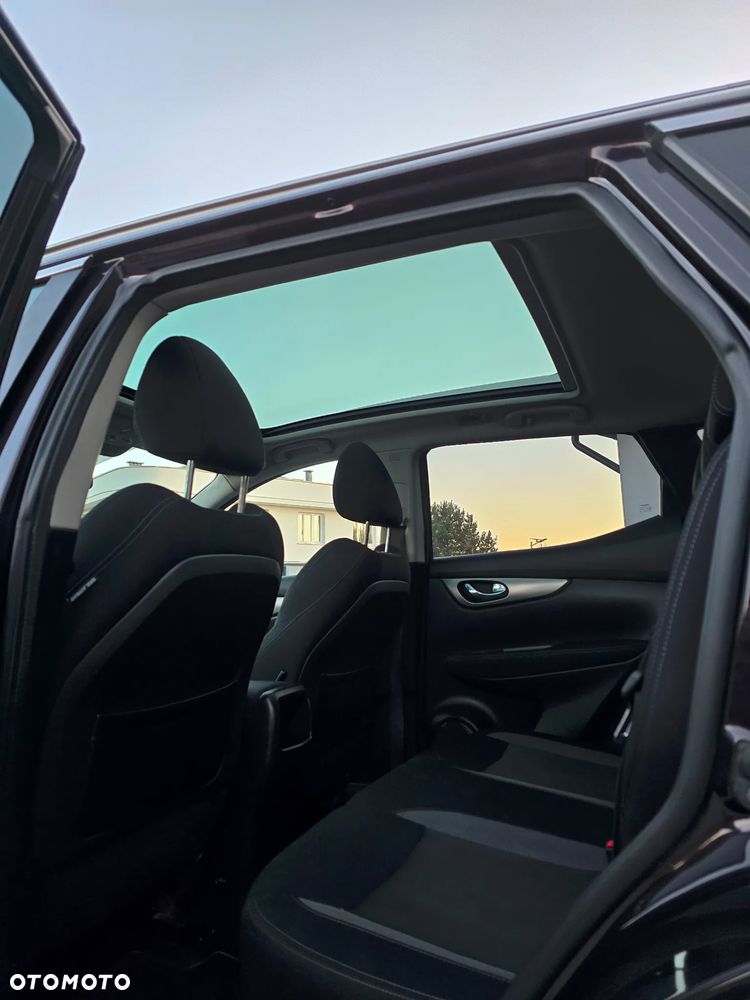 Nissan Qashqai 1.6 dCi Tekna S&S - 17