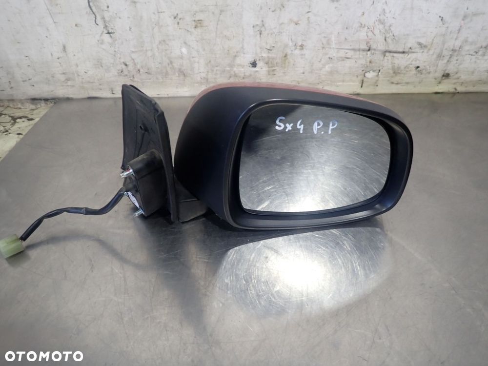 LUSTERKO PRAWE ELEKTRYCZNE SUZUKI SX4 84701T79J60 - 2