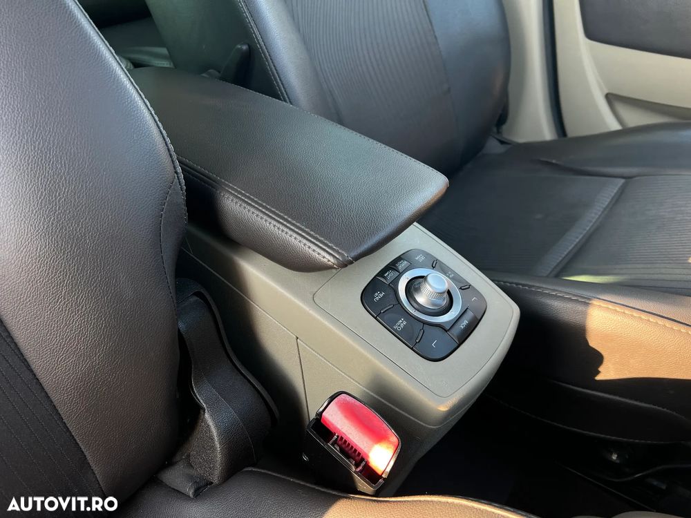 Renault Scenic 1.9dCi Privilege - 11