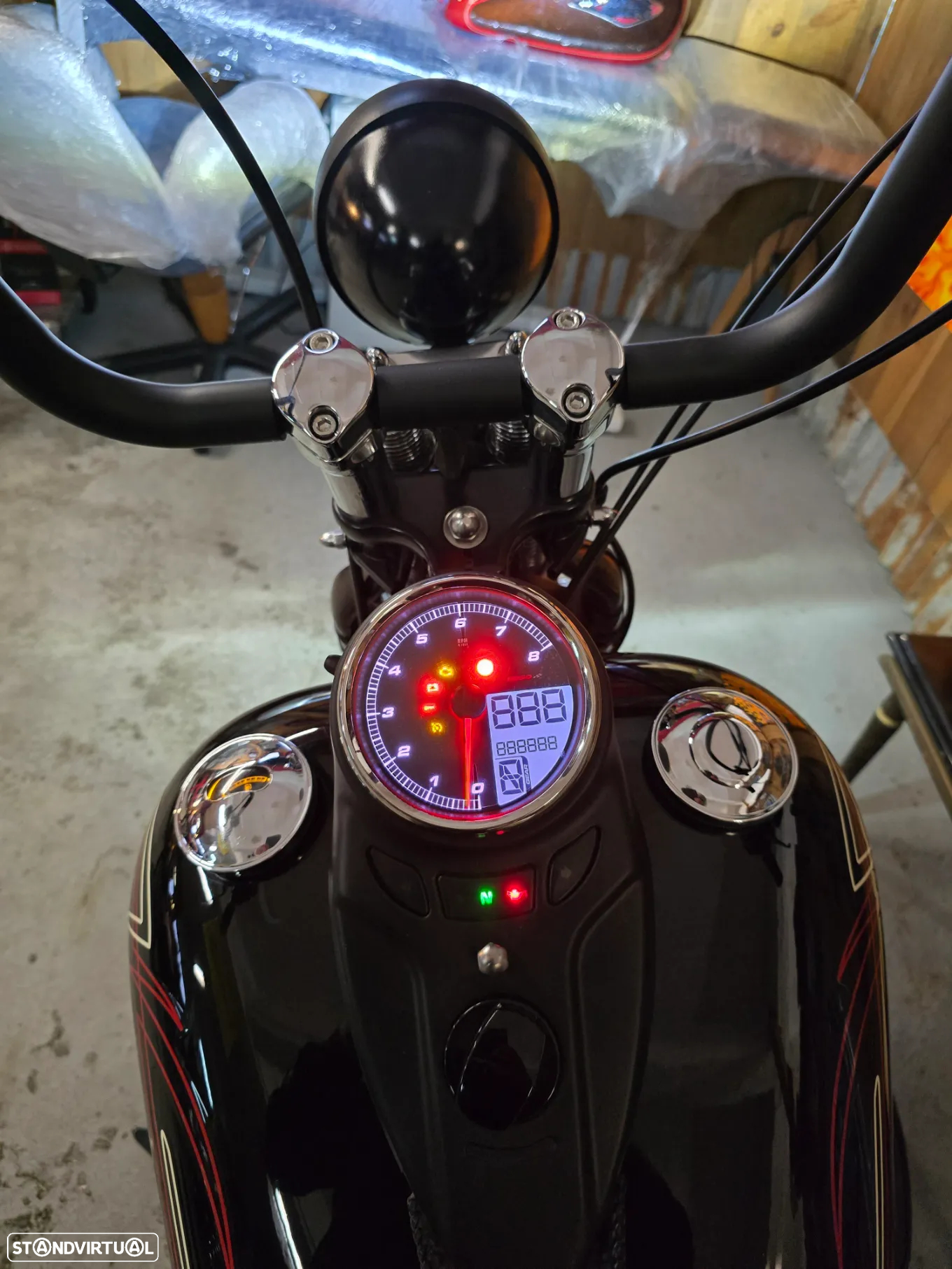 Harley-Davidson FXSTS CROSSBONES - 14