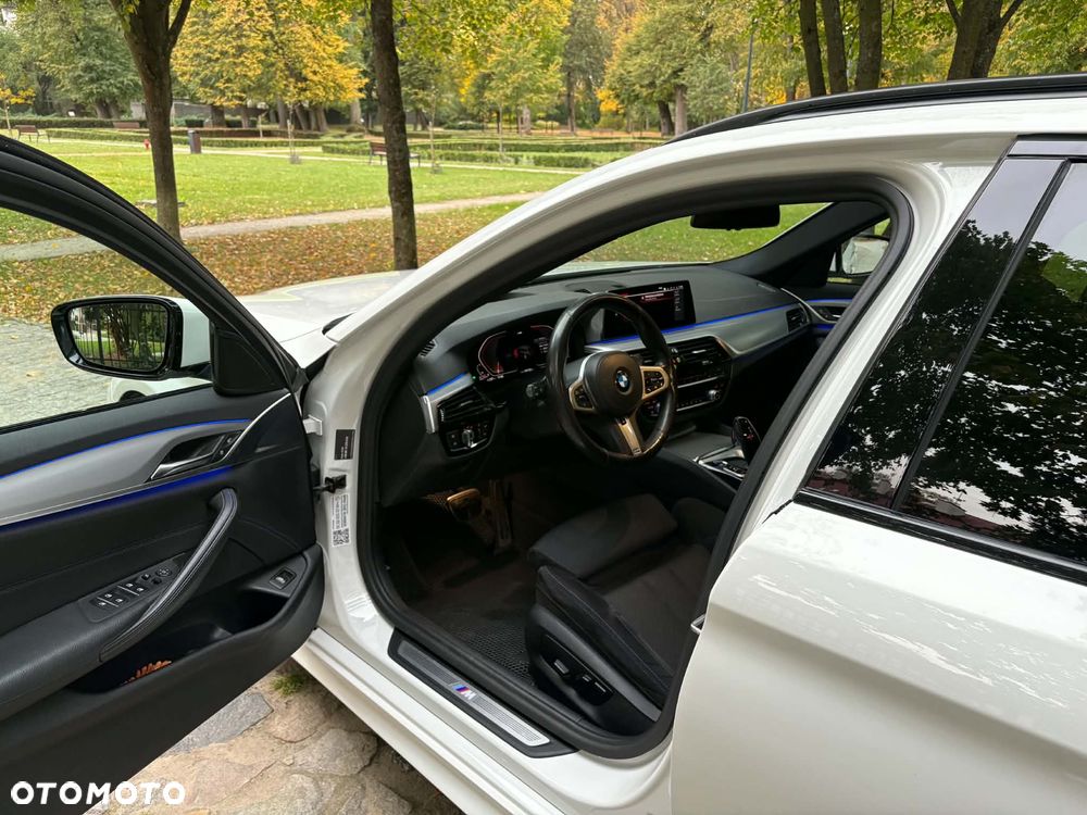 BMW Seria 5 - 36