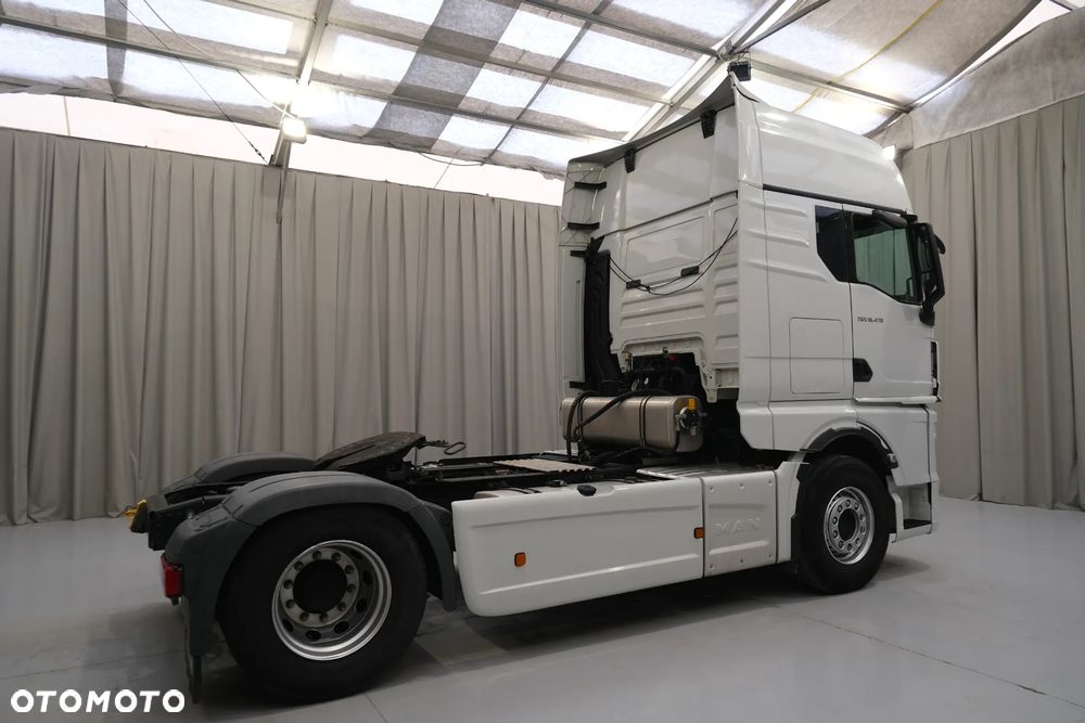 MAN TGX - 8