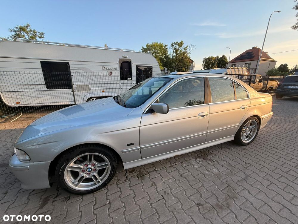 BMW Seria 5 - 25