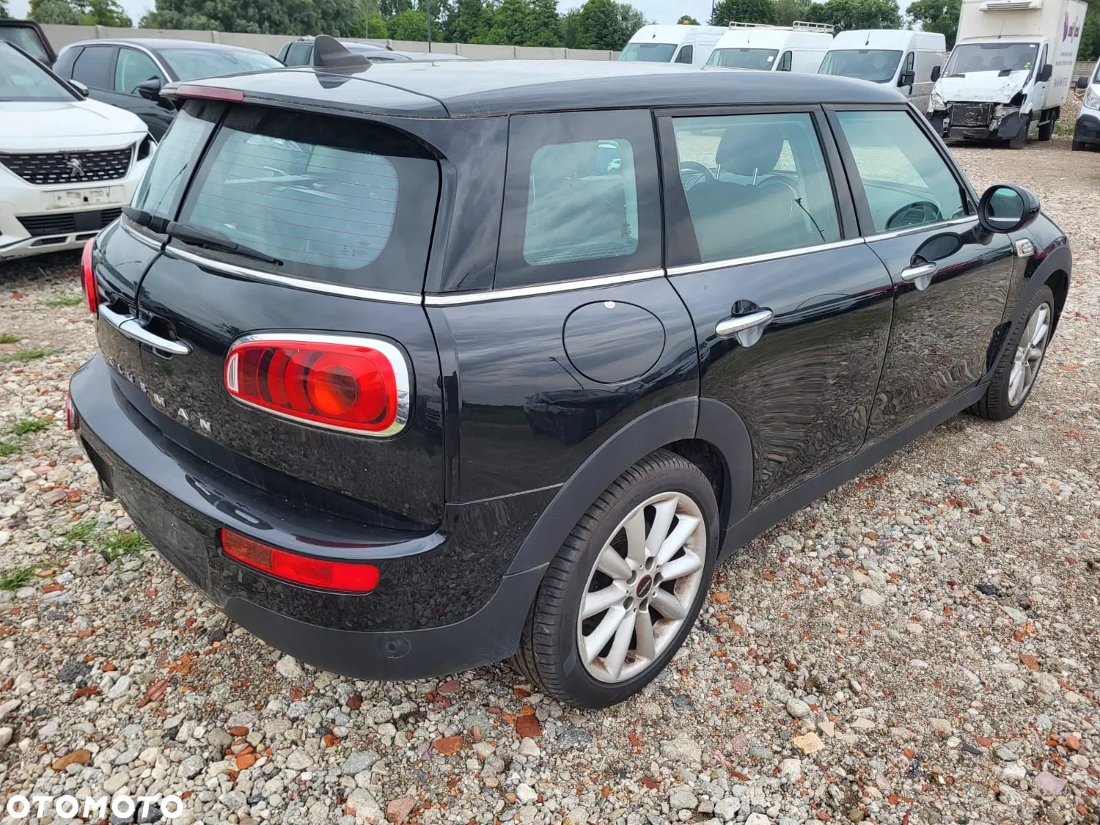 MINI Clubman Cooper Essential Trim - 4