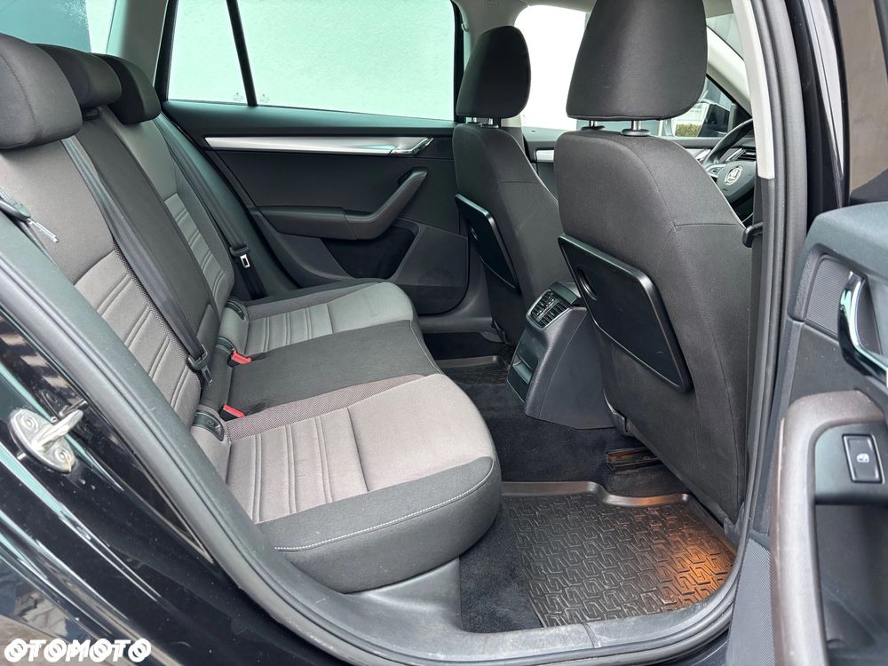 Skoda Octavia 2.0 TSI Ambition DSG - 31