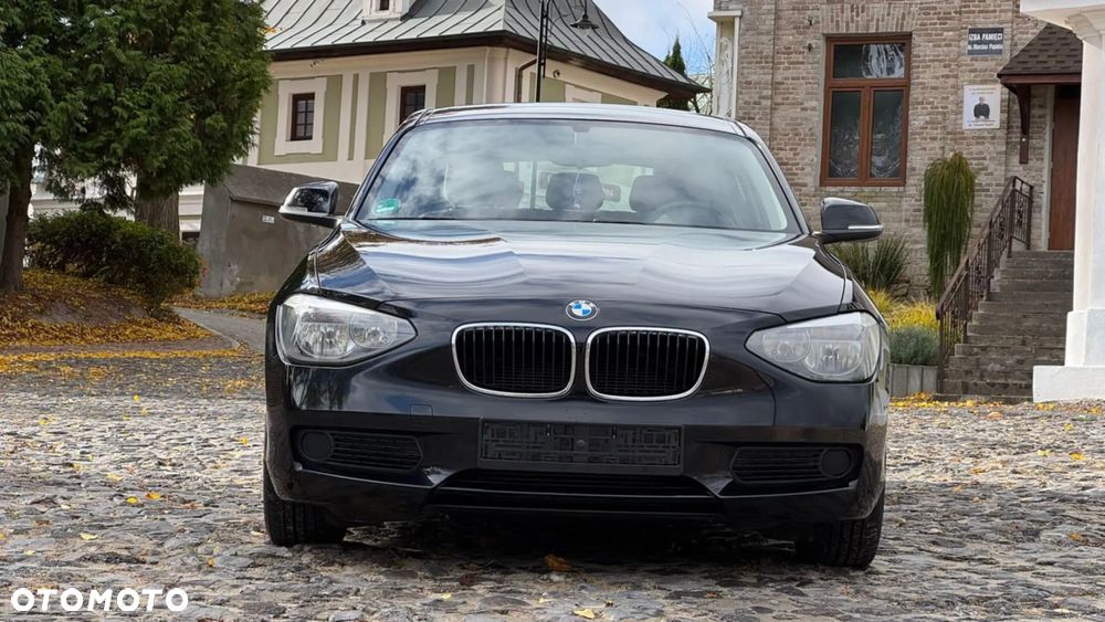 BMW Seria 1 114i - 10
