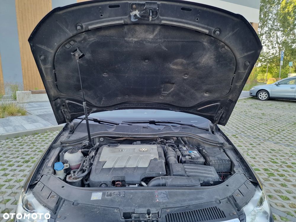 Volkswagen Passat Variant 2.0 TDI DPF DSG Highline - 26
