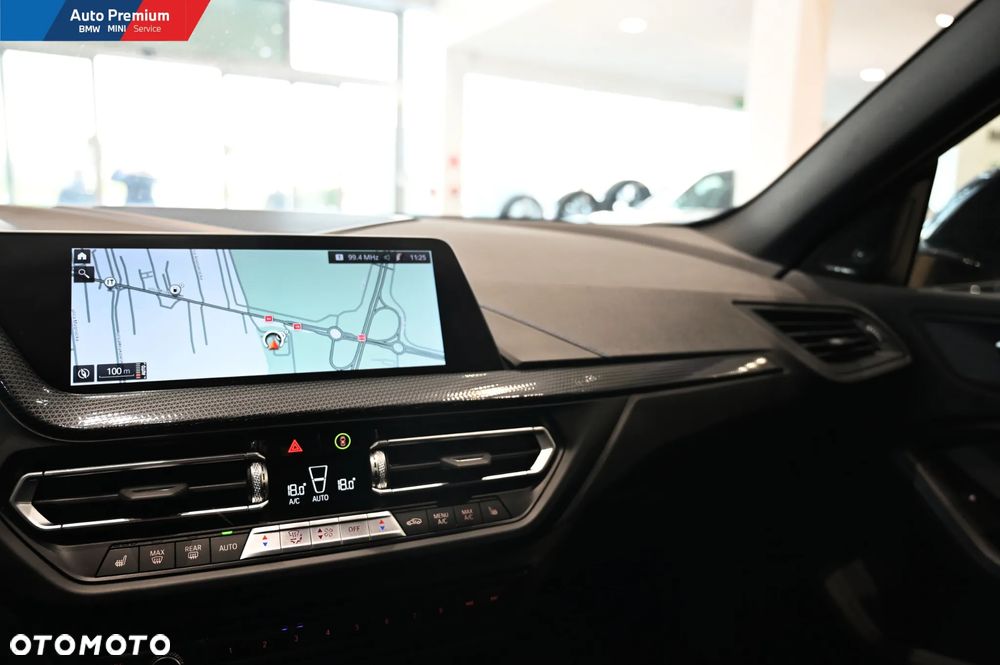 BMW Seria 2 220i xDrive - 9