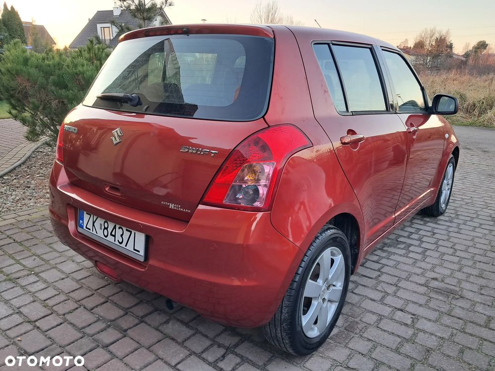 Suzuki Swift 1.3 Comfort - 2